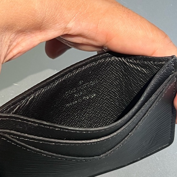 Louis Vuitton Neo Cardholder - Picture 6 of 6